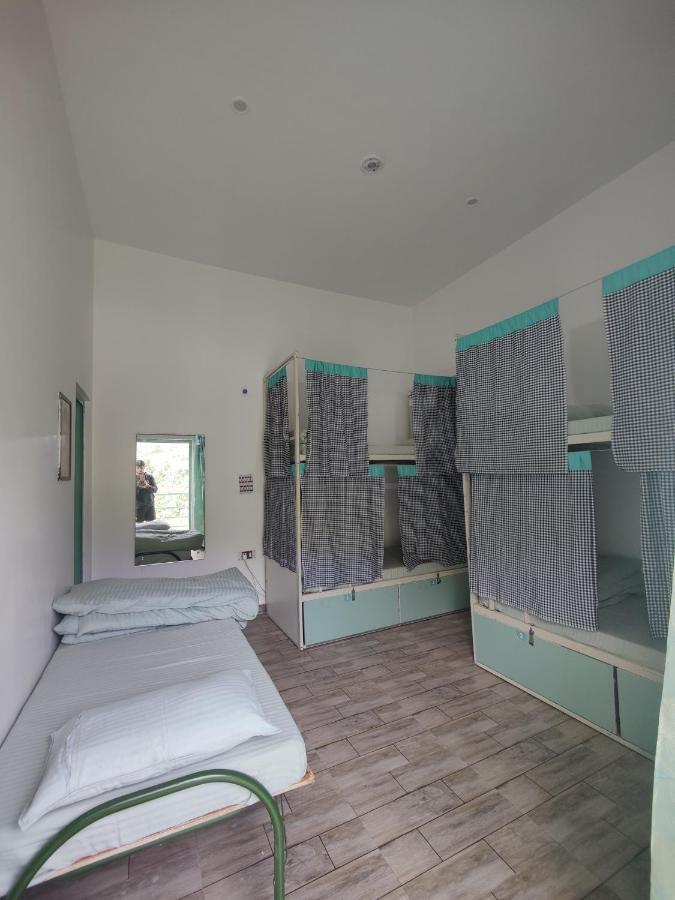 Hotel The Bunker House Chopta Esterno foto